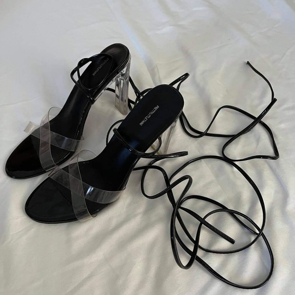 BLACK CLEAR HEEL ANKLE TIE SANDAL